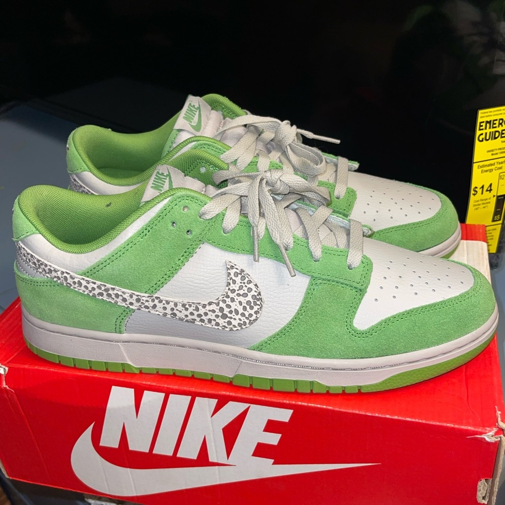 Nike dunk low AS Safari Swoosh chlorophyll